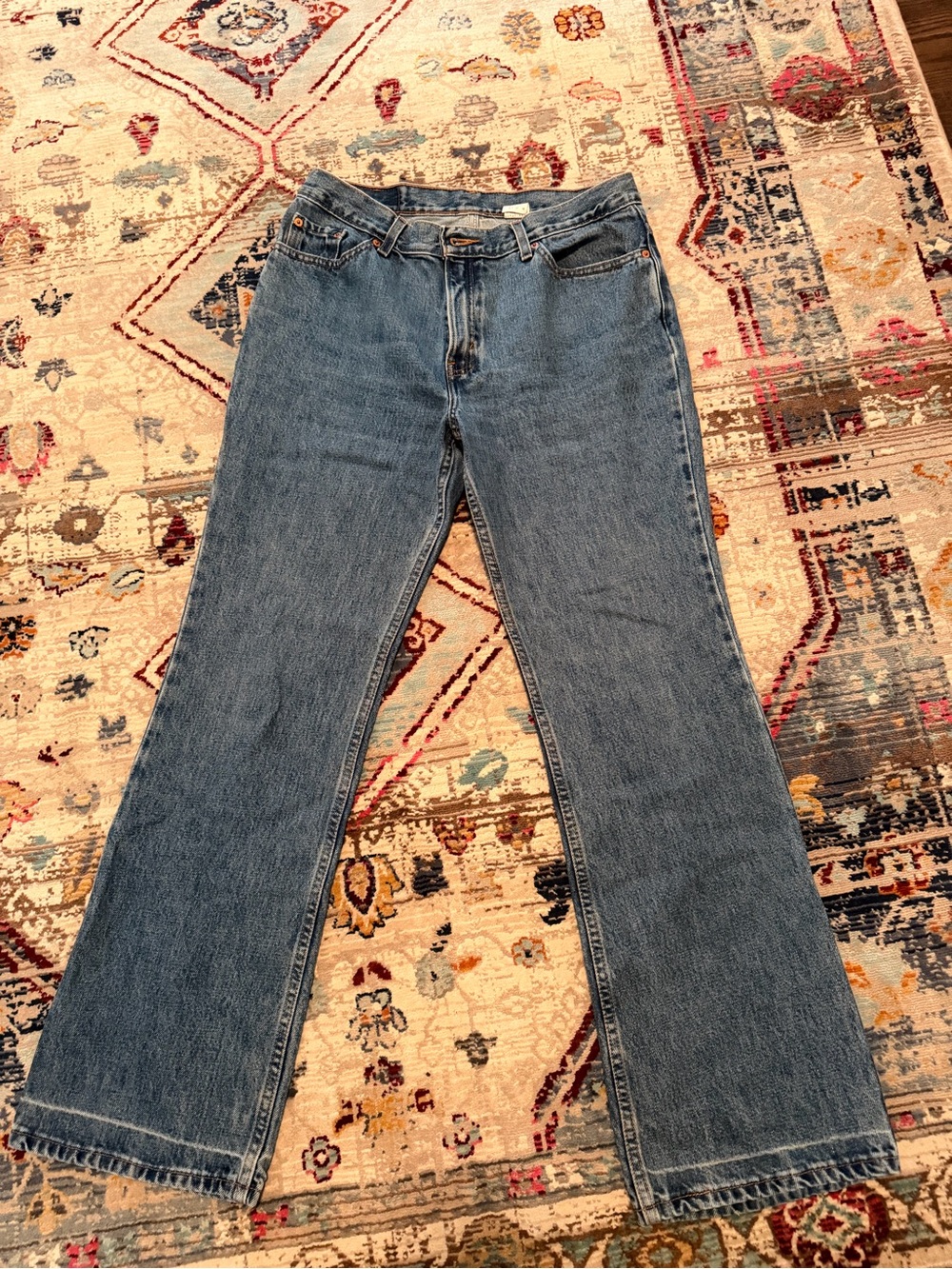Authentic Vintage Levi’s 517 slim fit bootcut in Blue